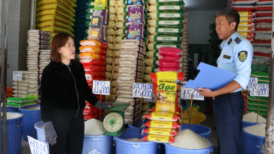 Xử lý vi phạm về đầu cơ, găm hàng, định giá bất hợp lý mặt hàng gạo