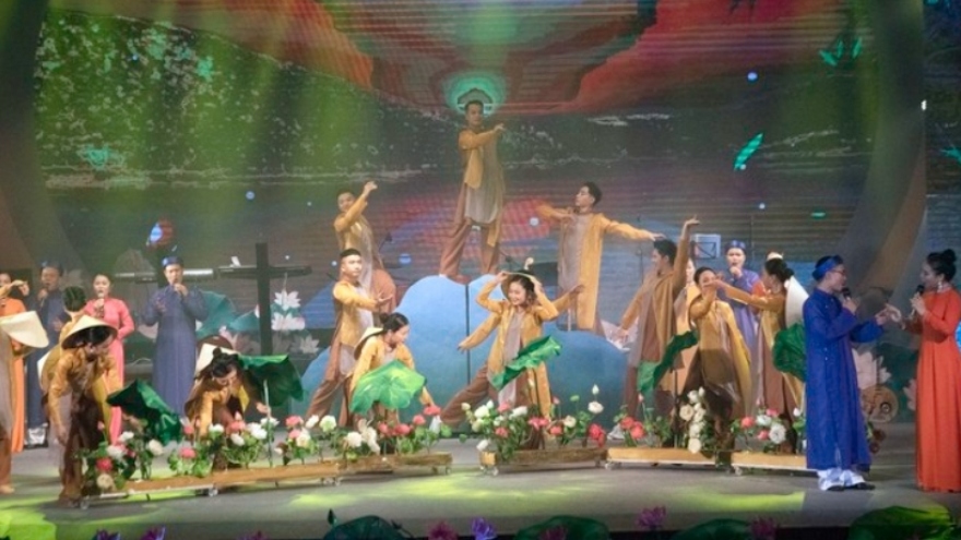 29 đoàn tham gia Hội diễn Đàn, hát dân ca 3 miền tại Nghệ An