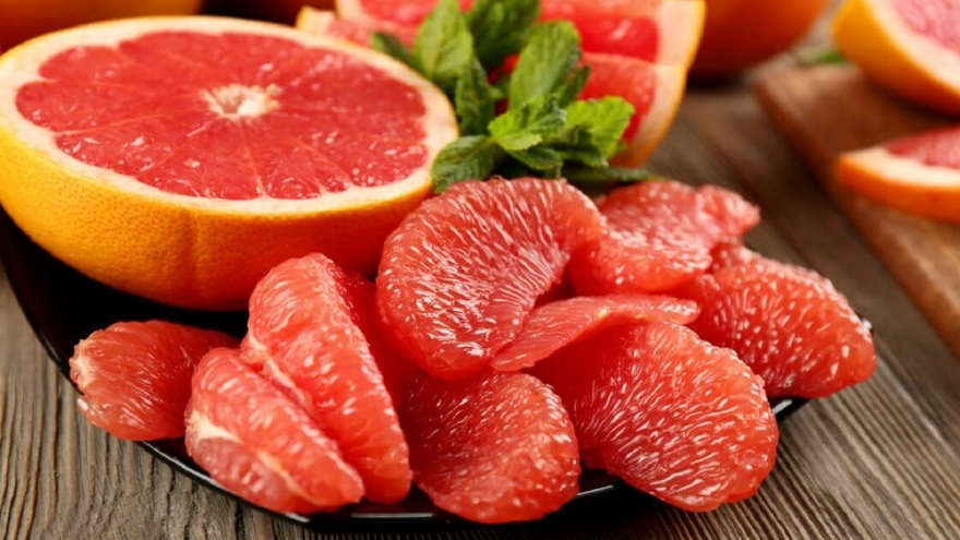 Tại sao phụ nữ có thai nên ăn bưởi?