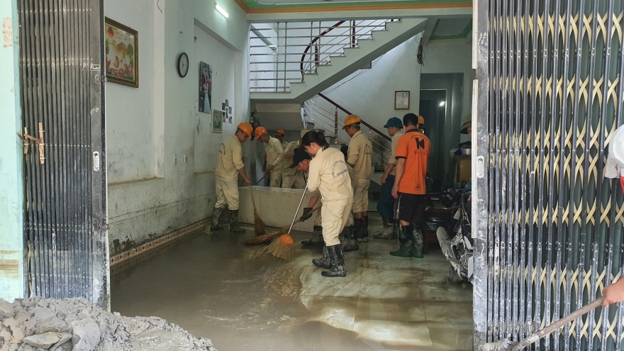 Tạm dừng nhà máy tuyển đồng Tả Phời, khuyến cáo người dân không dùng nước trực tiếp