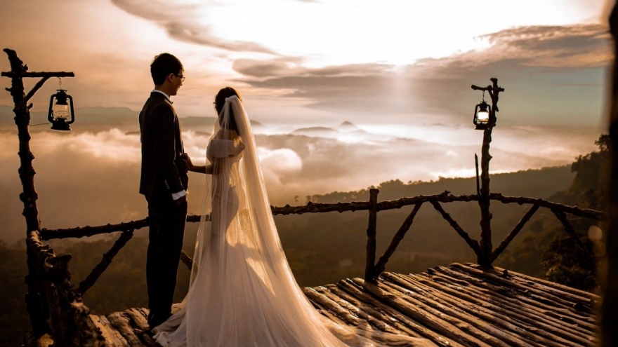 Vì một tờ giấy xét nghiệm ADN, bố tôi nhất quyết không cho tôi lấy chồng