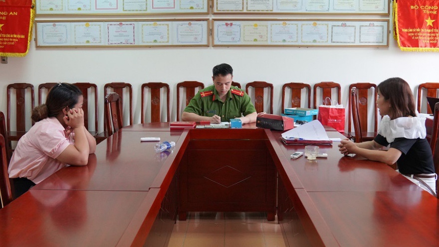 Giả lấy chồng nước ngoài lừa 200 triệu và 5 chỉ vàng