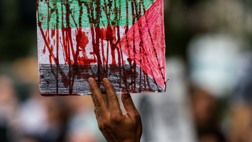 Mỹ phủ quyết dự thảo ngừng bắn, người dân Gaza vẫn sống trong chảo lửa