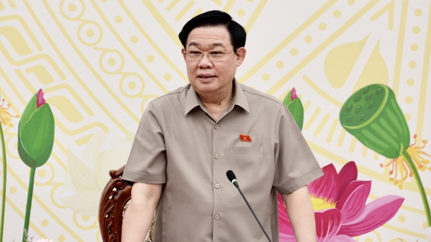 Chủ tịch Quốc hội Vương Đình Huệ làm việc với lãnh đạo tỉnh Sóc Trăng