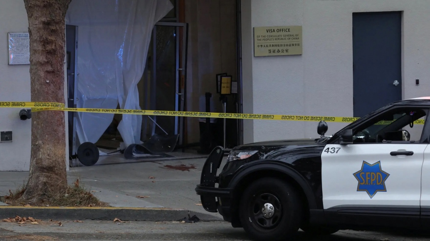 Tổng Lãnh sự quán Trung Quốc tại San Francisco bị tấn công bằng xe