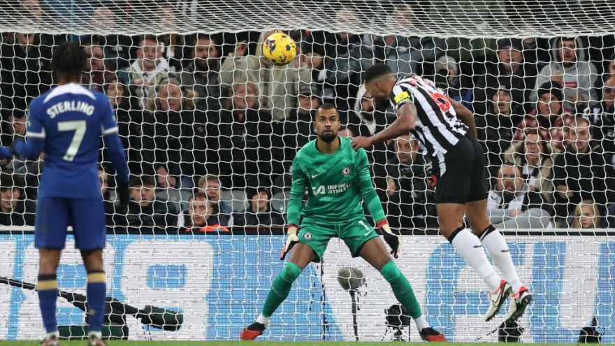 Kết quả vòng 13 Ngoại hạng Anh đêm 25/11: Newcastle "vùi dập" Chelsea