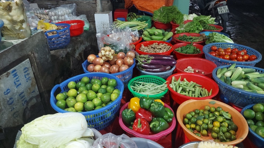 Chợ truyền thống tại TP.HCM ế ẩm vì kinh doanh tự phát?