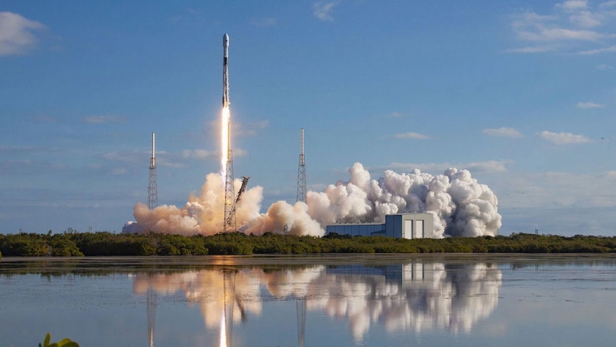 Nga có quyền bắn hạ vệ tinh Starlink?