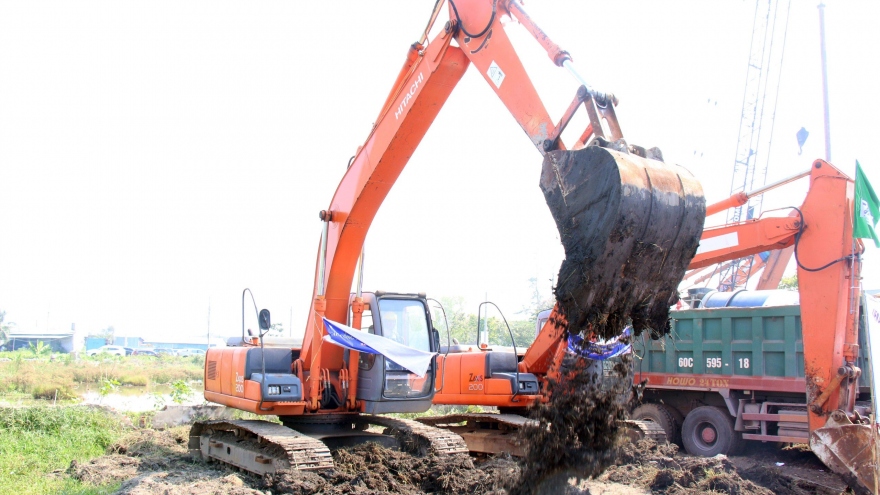 TP.HCM thi công xuyên Tết 5 công trình giao thông trọng điểm