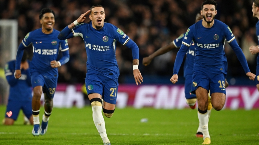 Chelsea đánh bại Newcastle theo kịch bản khó tin