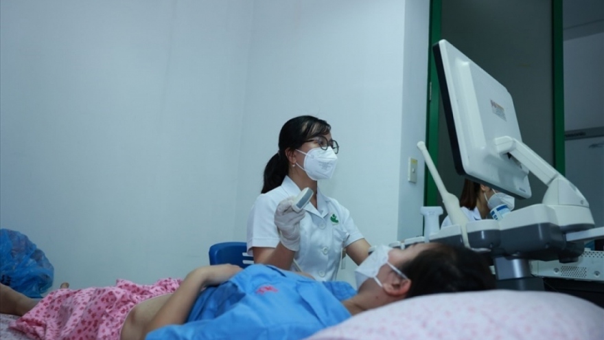 Sàng lọc ung thư: Hiểu đúng để không mất tiền oan