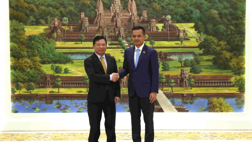 Việt Nam - Campuchia: Tạo điều kiện thuận lợi cho giao thương biên mậu