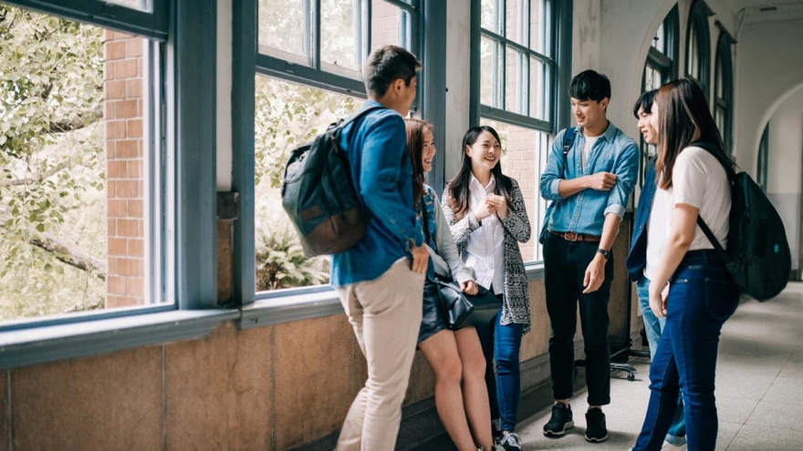 Australia thắt chặt cấp thị thực cho sinh viên quốc tế