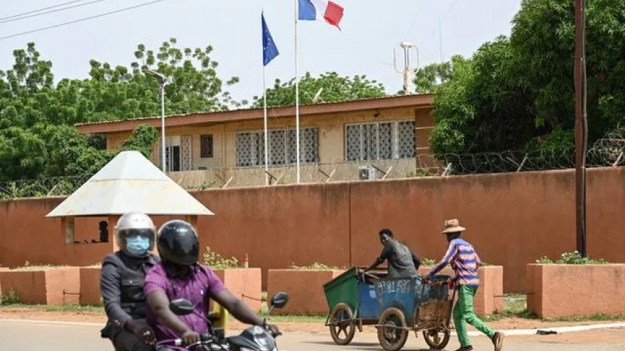 Pháp chính thức đóng cửa đại sứ quán tại Niger