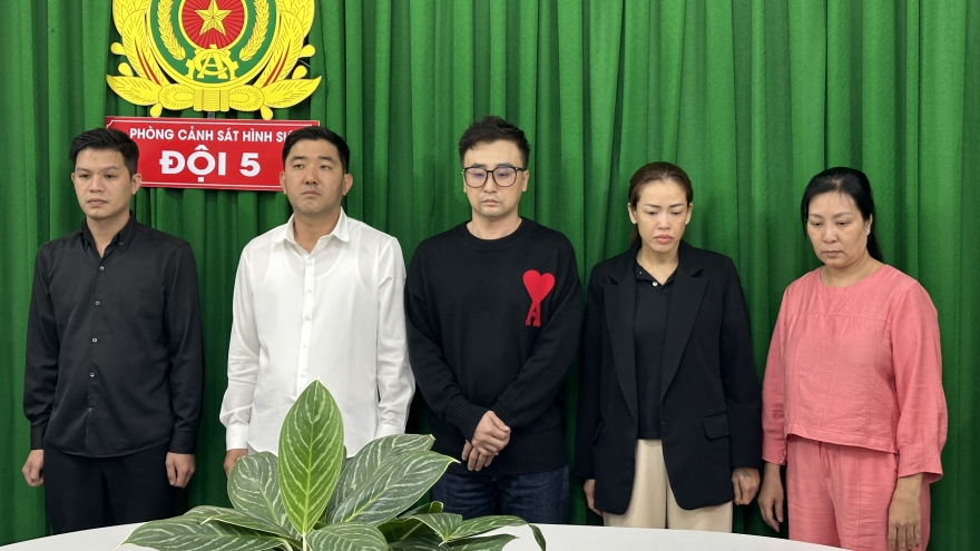 Triệt phá động mại dâm do ông chủ người Hàn Quốc điều hành