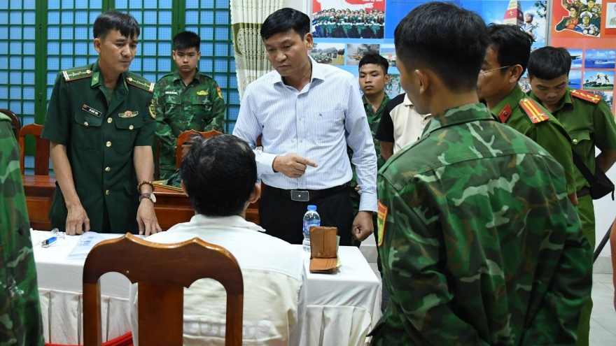 Bắt giữ đối tượng vận chuyển ma túy qua biên giới Campuchia