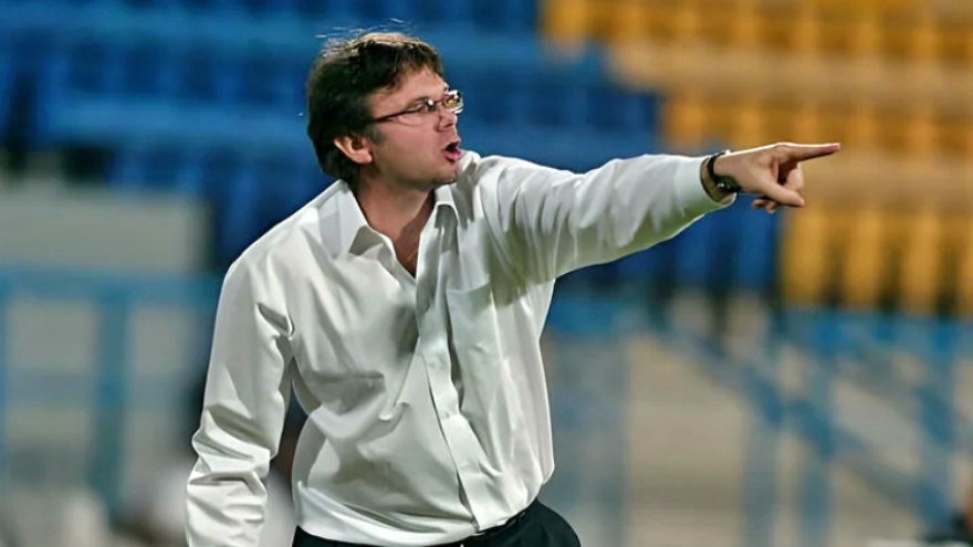 Hết chê CĐV lại trách truyền thông, HLV Troussier lặp lại thói quen 'vạ miệng'?