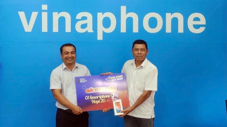 Đón năm mới, hàng trăm khách hàng VinaPhone trúng thưởng giải vàng SJC 9999