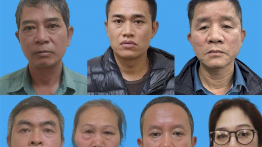 Bắt khẩn cấp nhóm bảo kê, cưỡng đoạt tài sản khu vực chợ Long Biên, Hà Nội