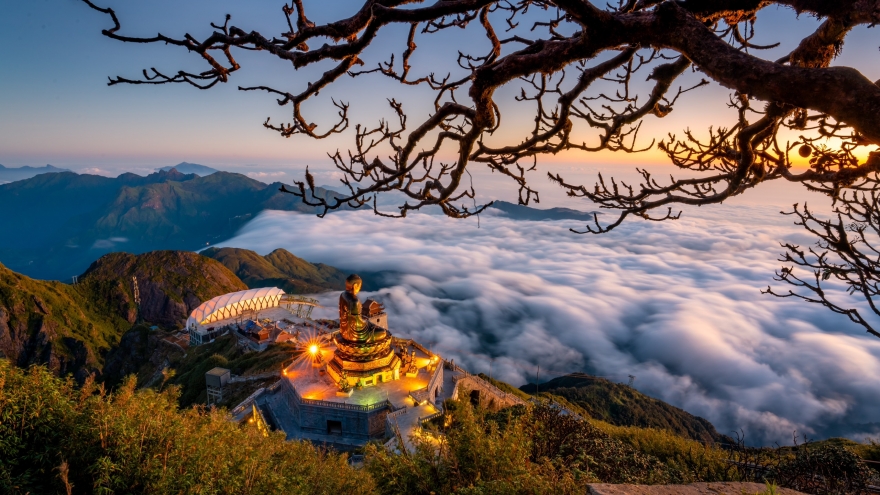 Cáp treo Fansipan mở cửa trở lại từ 8/2 cùng chuỗi lễ hội rộn ràng đón xuân