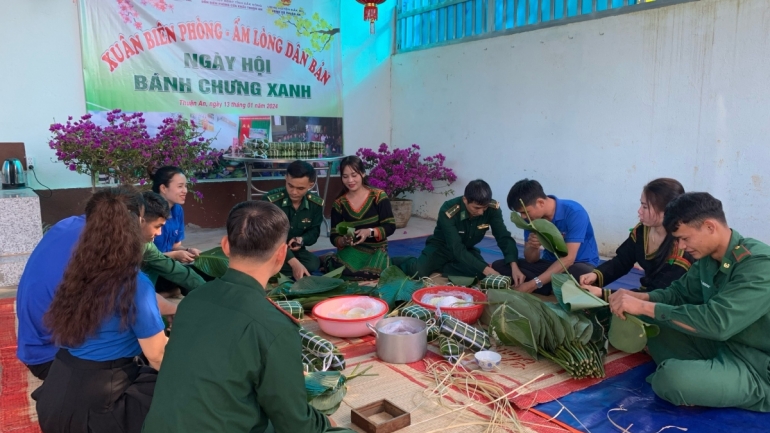 Xuân biên cương Đắk Nông ấm áp, đoàn kết tình quân dân