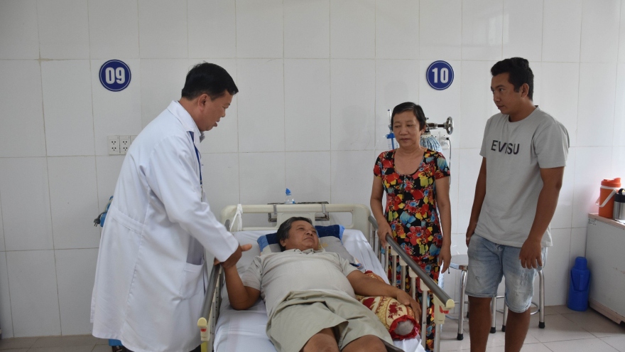 Cứu sống bệnh nhân bị uốn ván nặng kèm thuyên tắc phổi