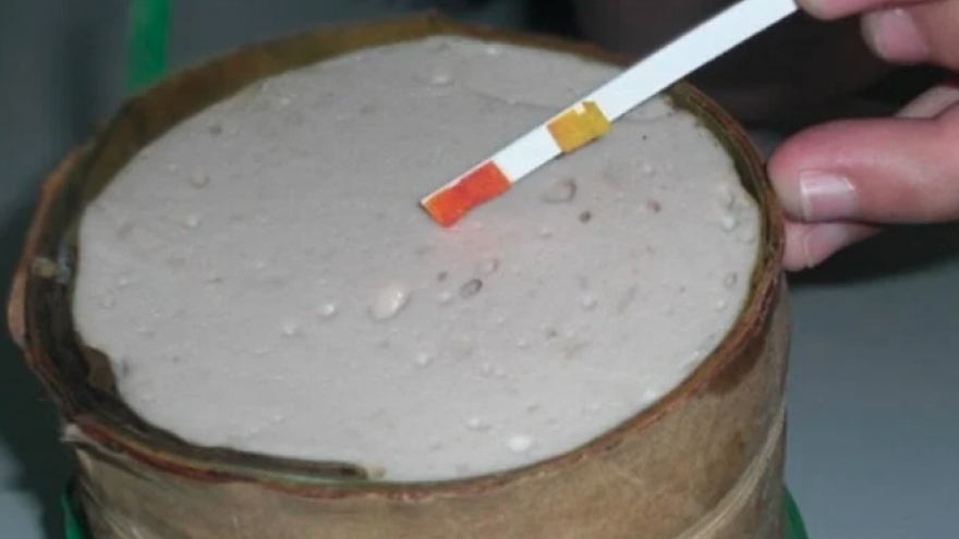 Cách phát hiện giò chứa hàn the