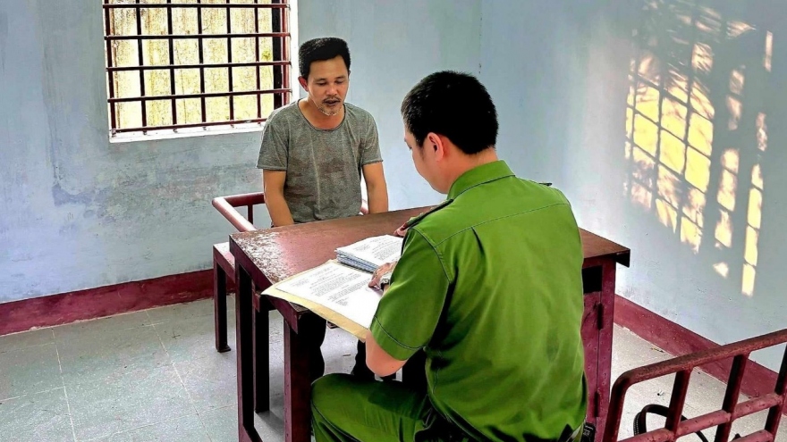 Khởi tố đối tượng đâm phó chánh án trọng thương