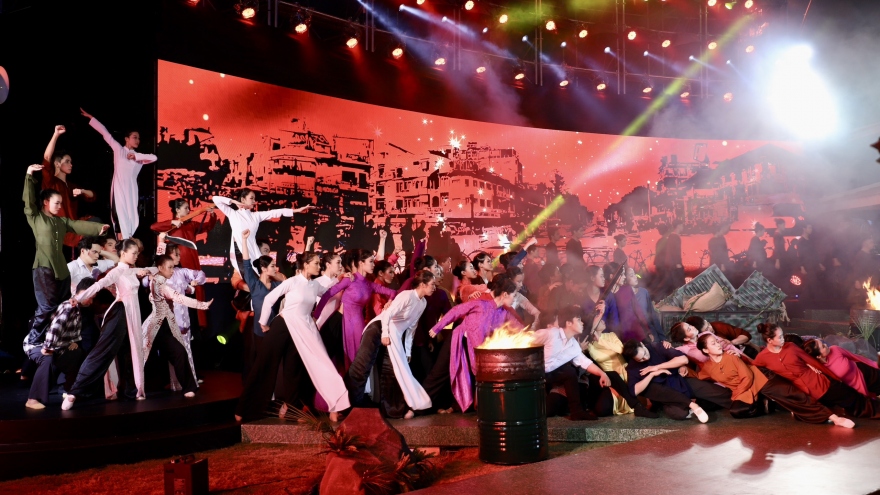 Kỷ niệm 70 năm chiến thắng Điện Biên Phủ: "Tự hào niềm tin tất thắng"