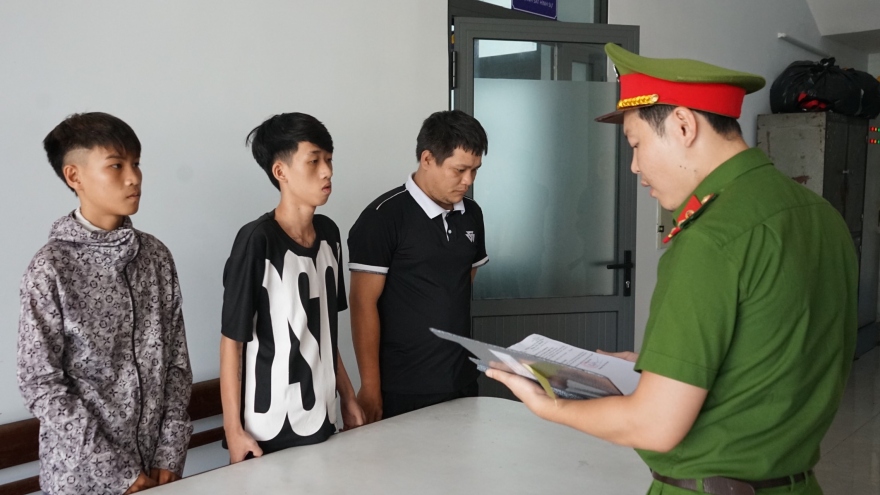 Trộm xe máy để làm phương tiện đi ăn trộm tiếp