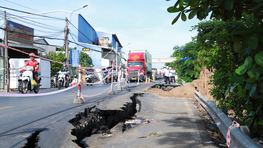 Hạn chế phương tiện có tải trọng lớn qua đoạn sạt lở Quốc lộ 80