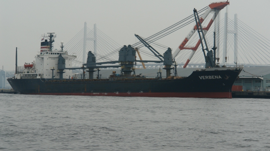 Đồng minh của Houthi tấn công tàu thương mại ở vịnh Aden