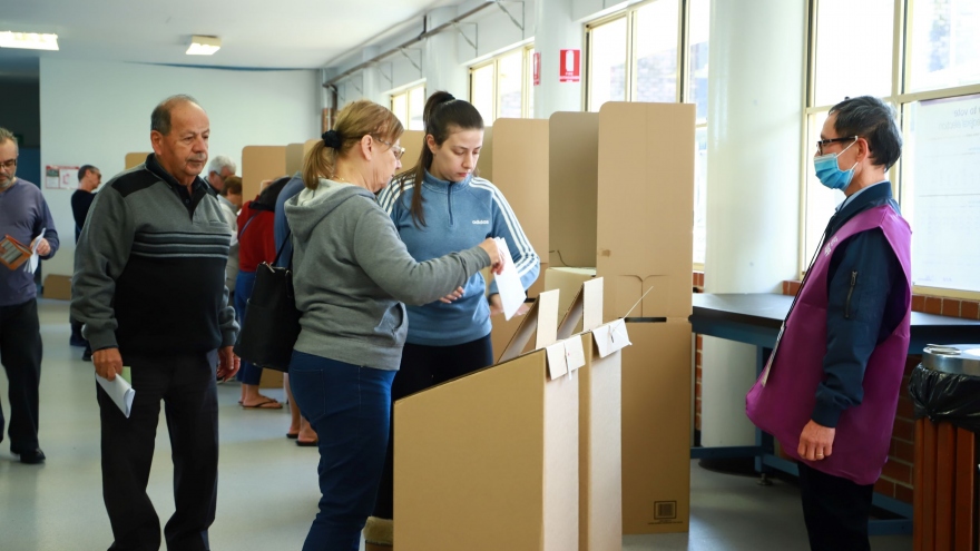 Australia lo ngại trí tuệ nhân tạo cung cấp thông tin sai lệch về bầu cử