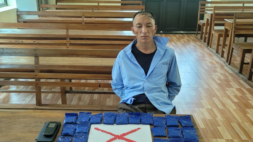 Bắt giữ đối tượng mua bán 6.000 viên ma tuý tổng hợp