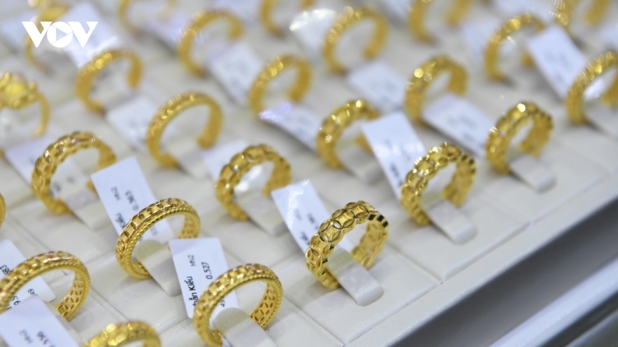 Nhà đầu tư lỗ hơn 2 triệu đồng/lượng vàng sau một tuần