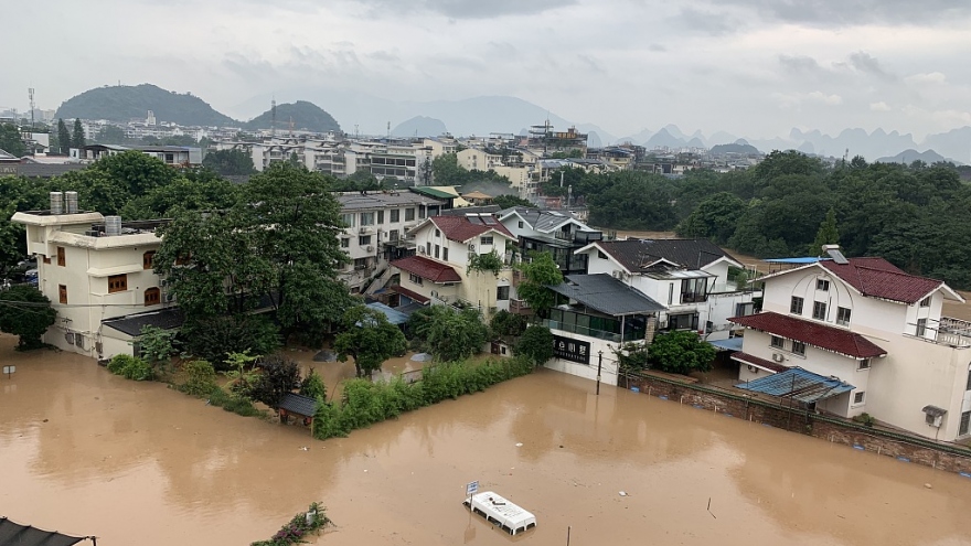 Quảng Tây (Trung Quốc) nâng ứng phó khẩn cấp với lũ lên sát mức cao nhất