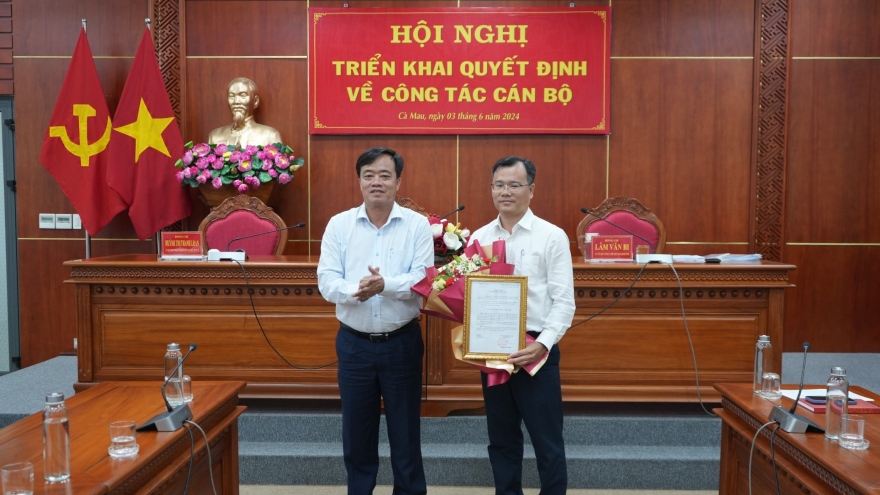 Cà Mau điều động, luân chuyển cán bộ