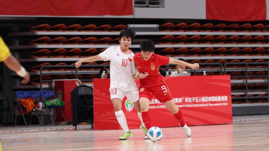 Đại diện bóng đá Việt Nam khởi đầu hành trình săn vé World Cup ở Myanmar