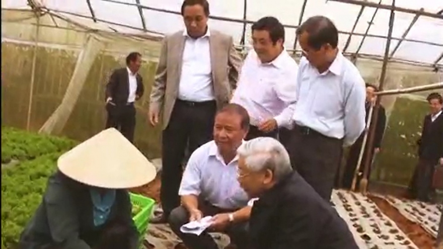 Bùi ngùi nhớ người lãnh đạo xuống ruộng trò chuyện cùng dân