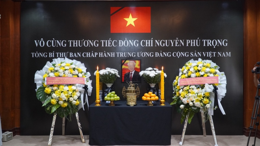 Lễ viếng Tổng Bí thư Nguyễn Phú Trọng tại Lào