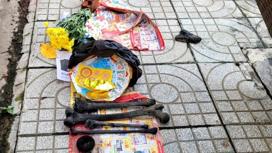 Tiền Giang: Phát hiện nhiều đoạn nghi xương người dưới cống thoát nước