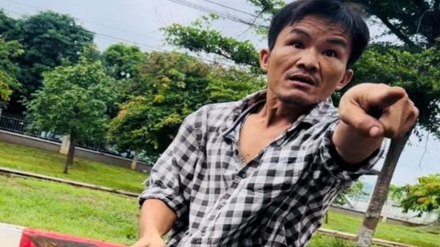 Tạm giữ đối tượng dùng dao tấn công CSGT ở Đồng Nai