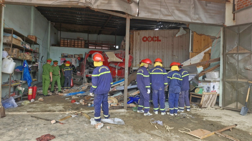 Vụ container tông vào chợ làm 3 người tử vong: Xe chạy 84km/h trước khi gây tai nạn