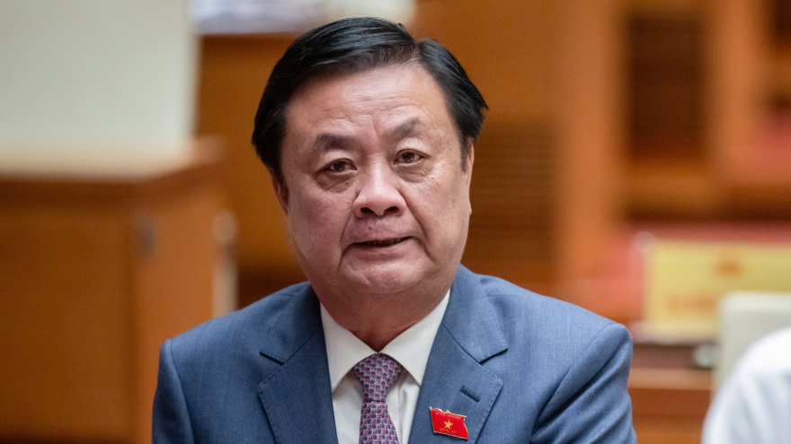 Bộ trưởng “đắng lòng” khi nghe nông dân nói lý do đốn điều, trồng sầu riêng