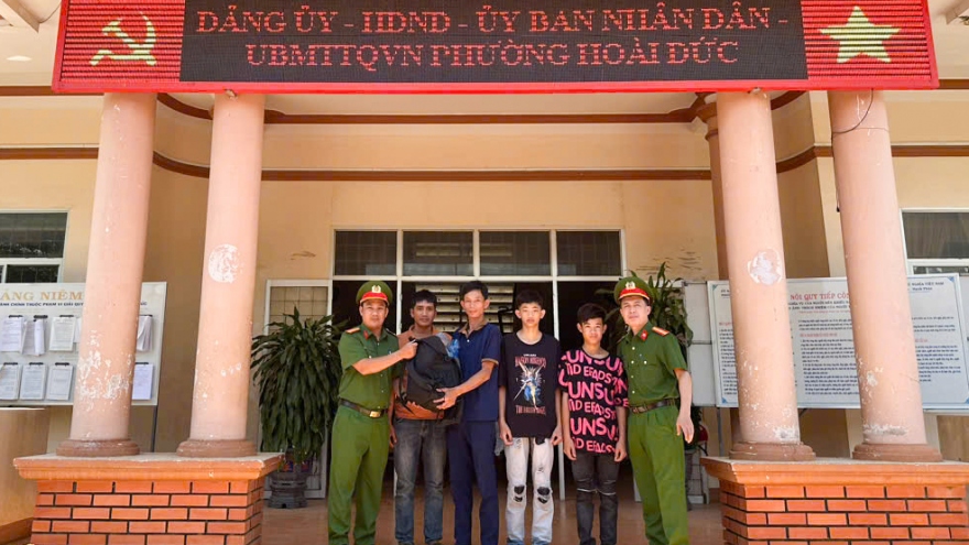 Công an giải cứu 2 thanh niên suýt bị lừa bán sang nước ngoài