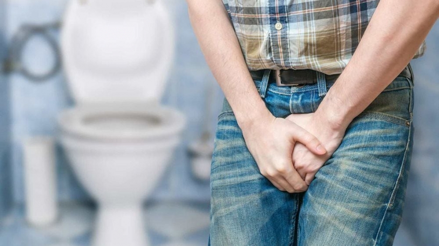 Hẹp niệu đạo có làm giảm cầu sinh lý ở nam giới?