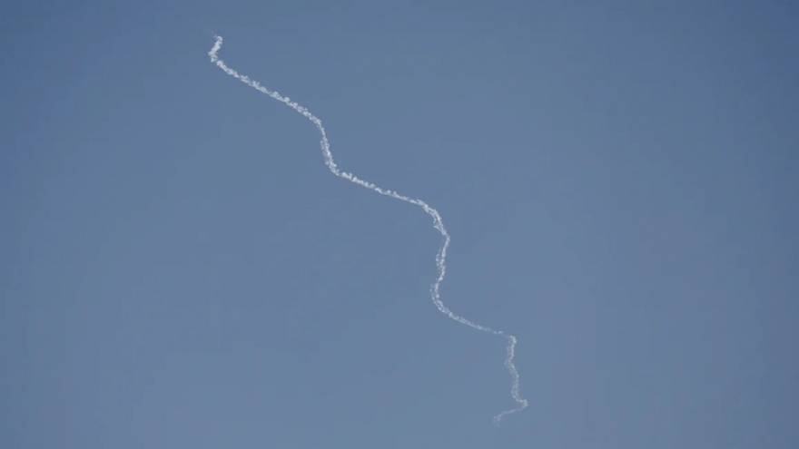 Thông điệp của Hezbollah gửi tới Israel khi phóng tên lửa vào Tel Aviv