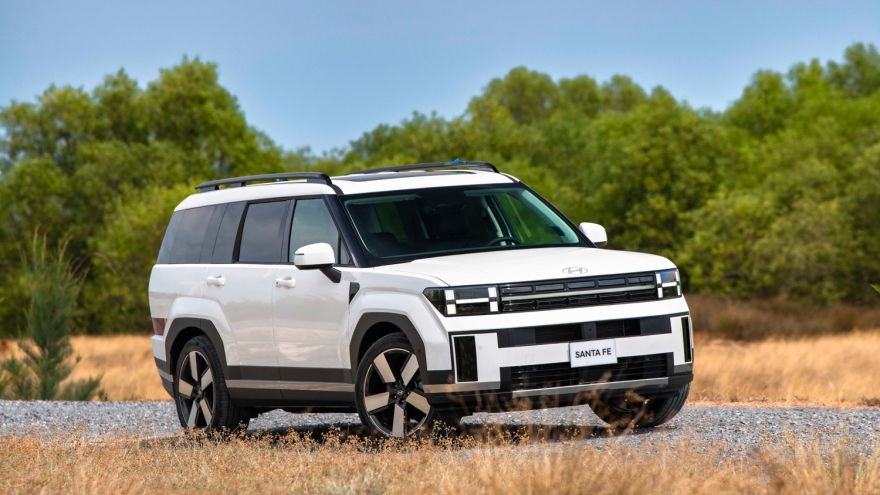 Bị chê nhưng vẫn có hơn 1.000 xe Hyundai Santa Fe được bán trong tháng 11/2024