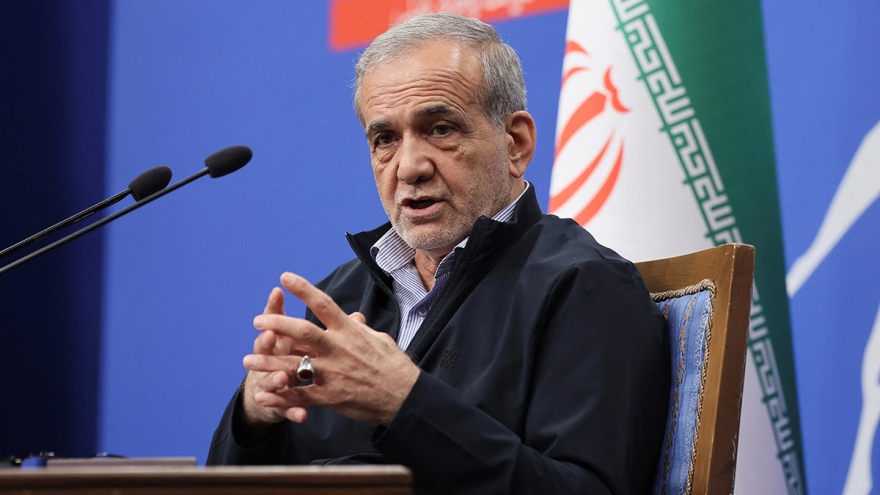 Iran tuyên bố sẽ không khuất phục trước sức ép của Mỹ về chương trình hạt nhân