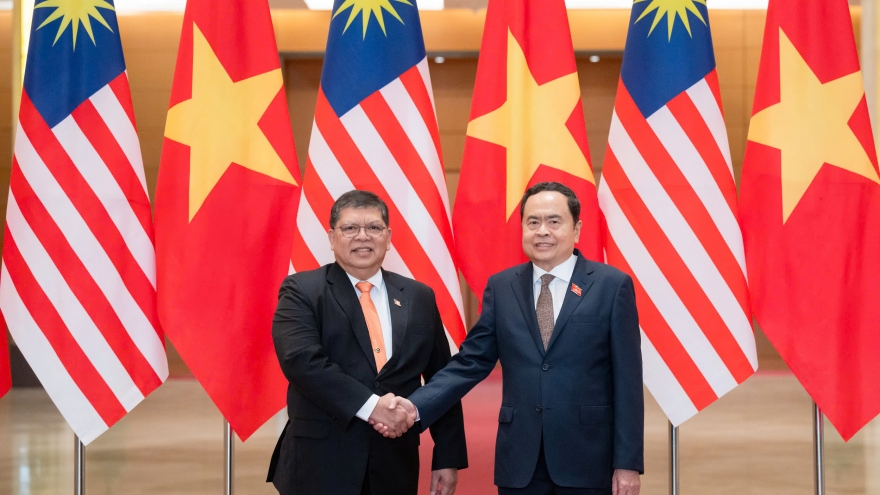 Chủ tịch Quốc hội Trần Thanh Mẫn hội đàm Chủ tịch Hạ viện Malaysia